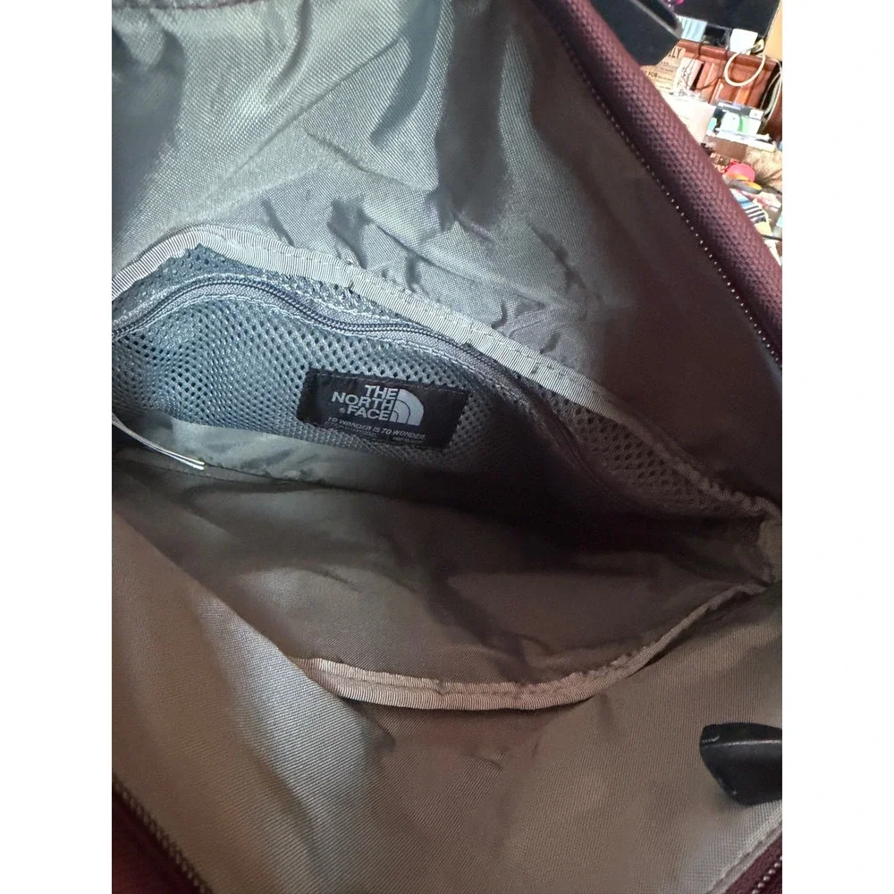 The North Face Base Camp Shoulder Bag Deep Burgundy NF0A8BK6 Crossbody Messenger - Picture 3 of 11